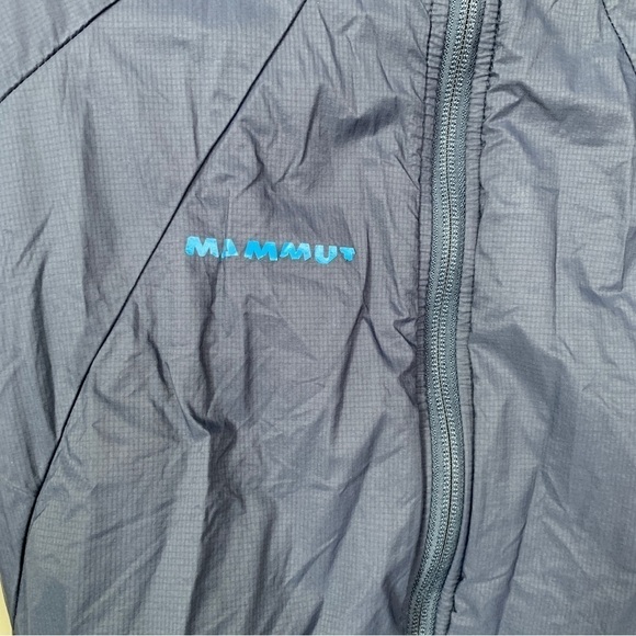 Mammut Navy Blue Full Zip Windbreaker with Hood Size XS - Picture 4 of 14